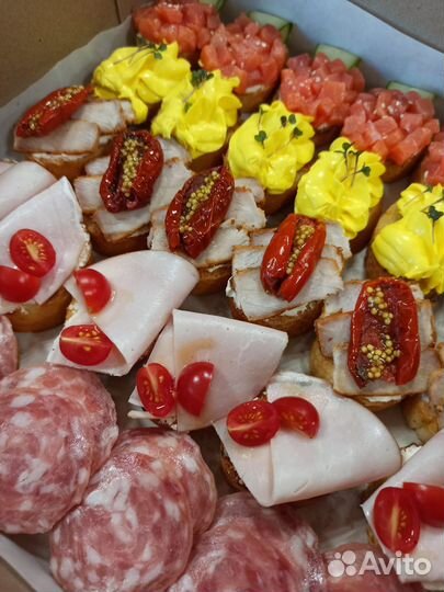 Фуршет кейтеринг праздник еда на дом