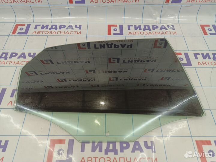 Стекло двери задней правой Volkswagen Polo Sedan