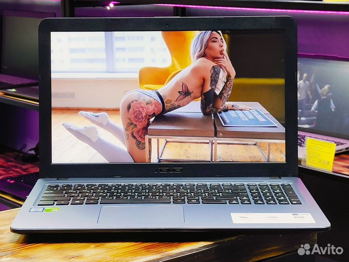 Игровой ноутбук Asus