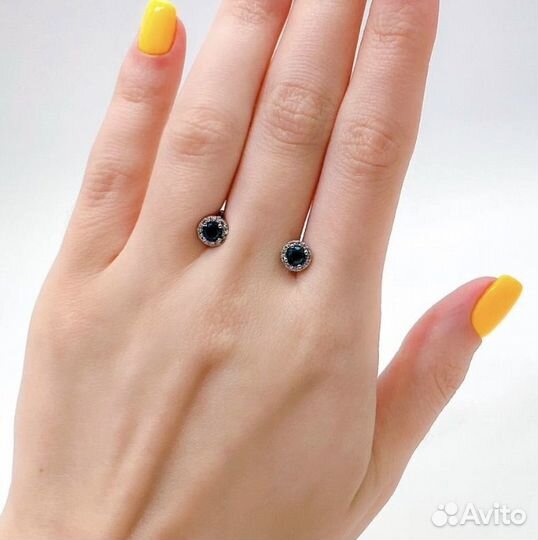 Золотые серьги с сапфирами