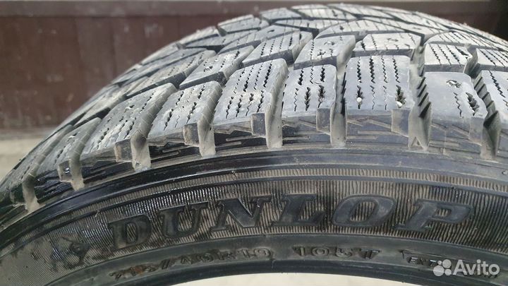 Dunlop SP Winter Ice 02 275/40 R19 105T