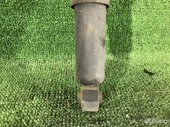 Амортизатор nissan vanette truck SKF2 RF-T R F 200