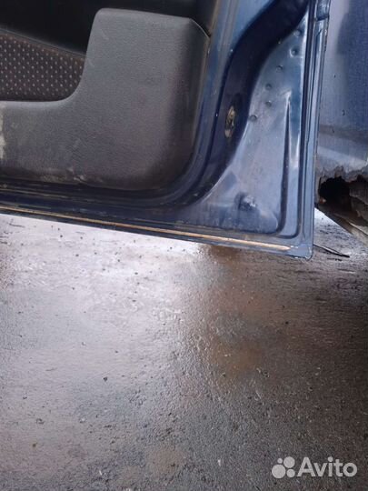 Передняя правая дверь Opel Vectra A Опель вектра а