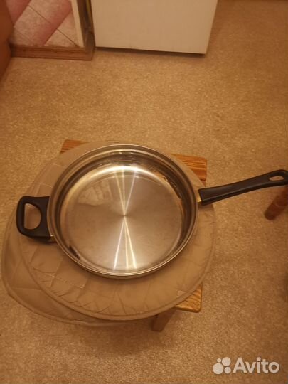 Сковорода нержавейка 24см