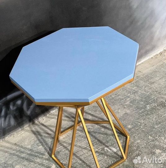 Журнальный столик подставка под цветы