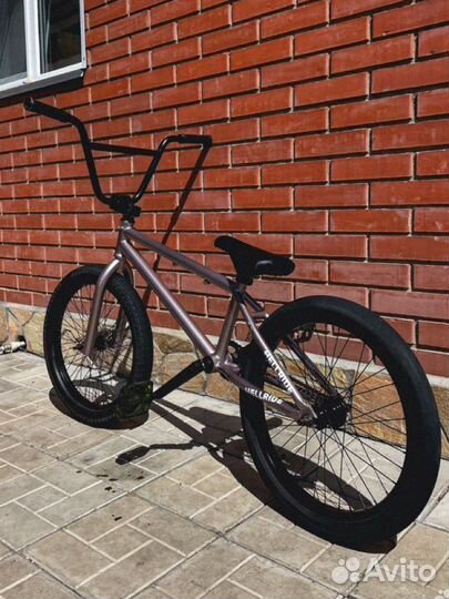 Трюковой велосипед BMX eastern