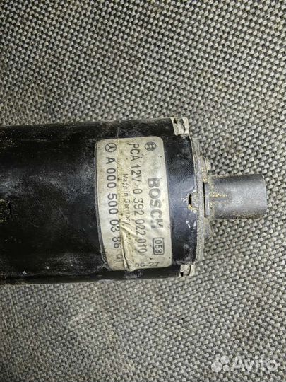 Насос помпа Mercedes A0005000356