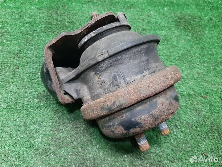 Опора (подушка) двигателя левая Suzuki Grand Vita