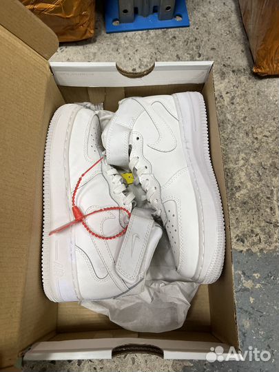 Кроссовки Nike Air Force 1 High зимние