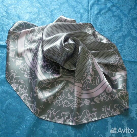 Головные/шейные уборы новые