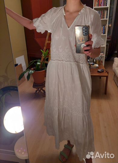 Платье белое