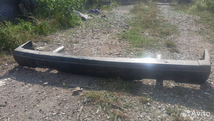 Задний бампер 2107