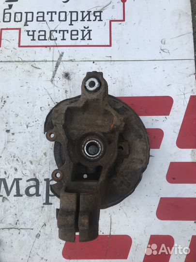 Кулак поворотный задний Land Rover Freelander