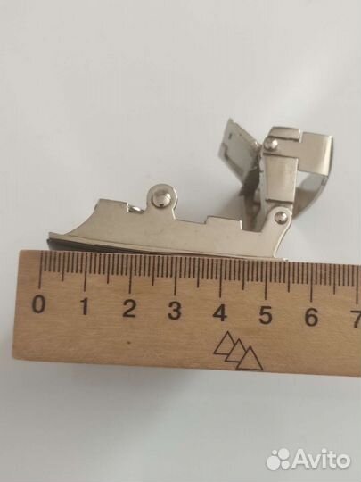 Пряжка на ремень