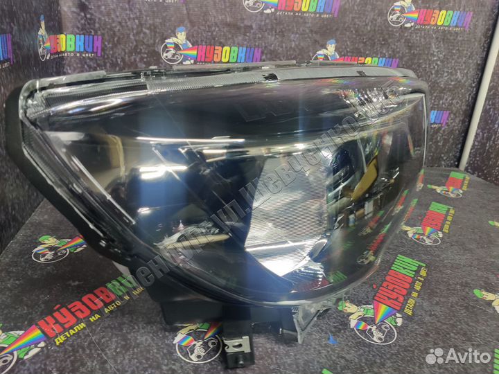 Блок фара правая веста Vesta новая с логотипом