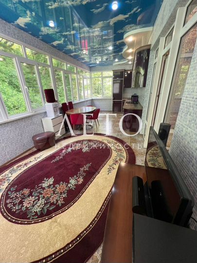 2-к. квартира, 60 м², 3/10 эт.