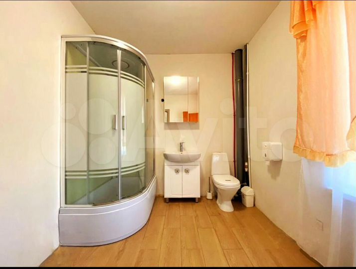 Дом 112 м² на участке 7,6 сот.