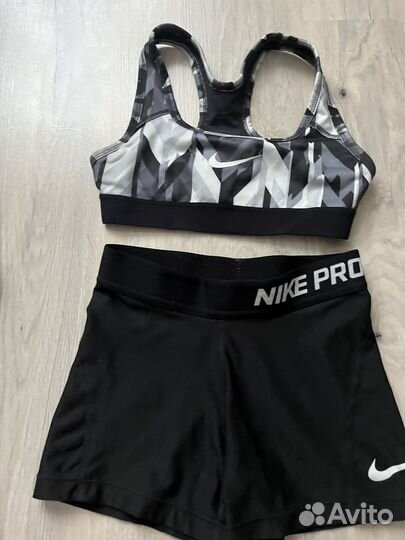 Топ и шорты Nike