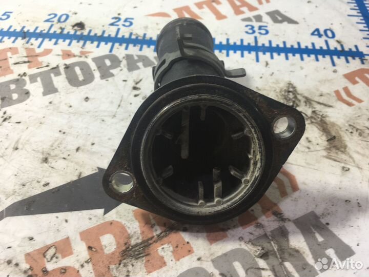 Шкода Румстер Корпус термостата