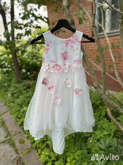 Платье праздничное