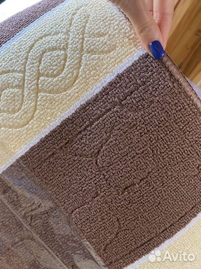 Коврик для ванной