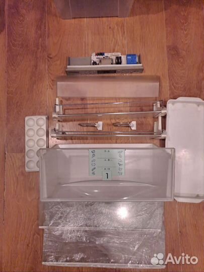 Запчасти холодильник Либхер Liebherr