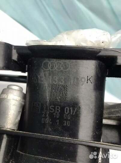 Впускной коллектор Ауди А6 С6 3.2 AUK