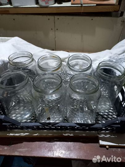 Банки, бутылки стеклянные с винтовой крышкой