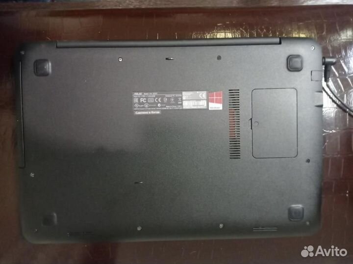 Ноутбук asus X555Y