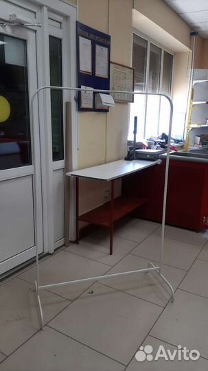 Вешалка напольная