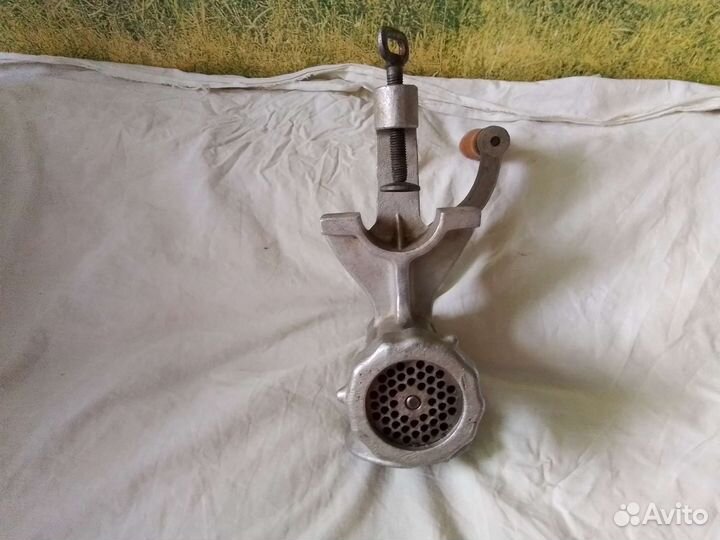 Мясорубка ручная СССР б/у аллюминиевая