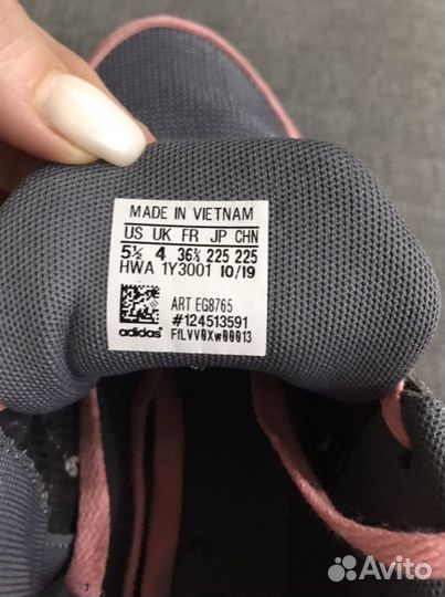 Кроссовки adidas оригинал