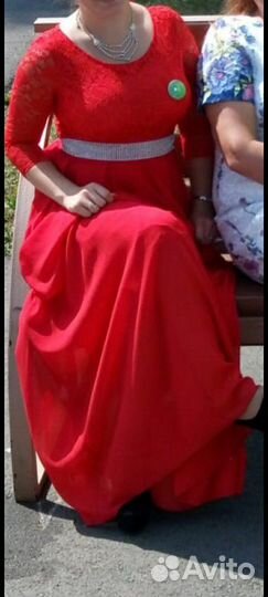 Платье вечернее