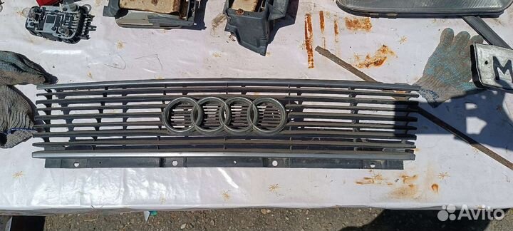 Решётка радиатора Ауди 100