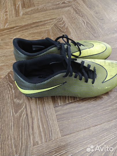 Бутсы Nike