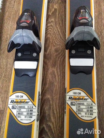 Продам комплект: горные лыжи, палки,ботинки,очки