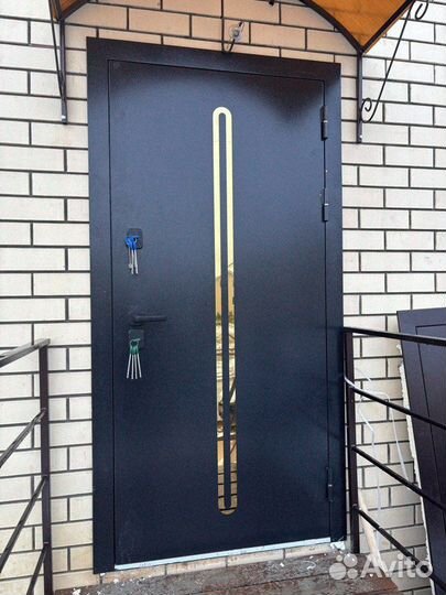Двери входные стальные для квартиры