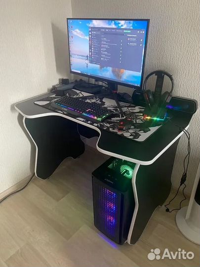 Геймерский/компьютерный стол новый от произв-ля