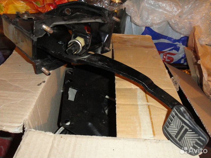 Педаль тормоз, тормозов ваз 2110