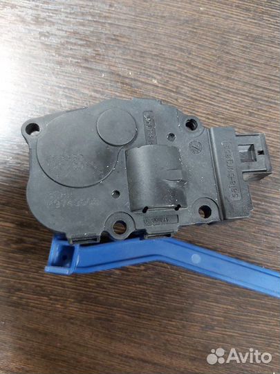 Моторчик заслонки печки Bmw X5 50Ix E70 LCI N63