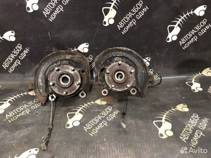 Кулак поворотный ступица Nissan Qashqai J10E 1.6