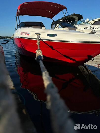 Прогулки на катере по Волге катание