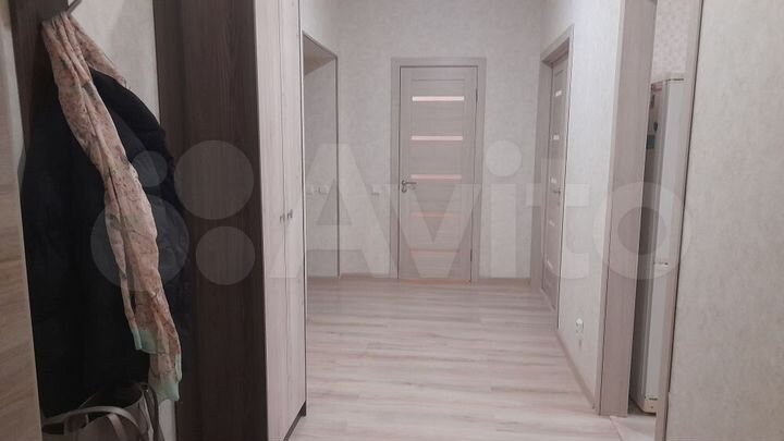 2-к. квартира, 68 м², 4/10 эт.