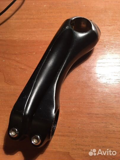 Колёса, подсиделы, рули, седла, велозапчасти