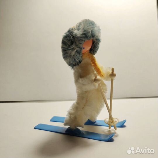 Игрушка синелька на лыжах СССР