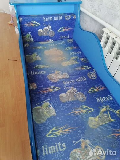 Продам кровать-машинку