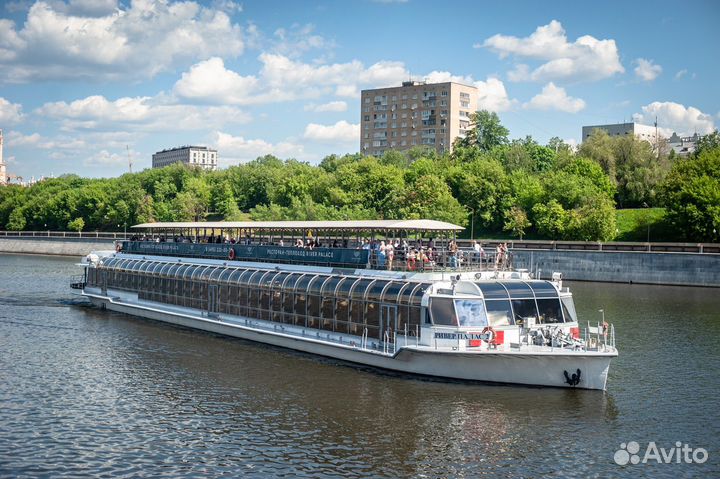 Прогулка на теплоходе river palace