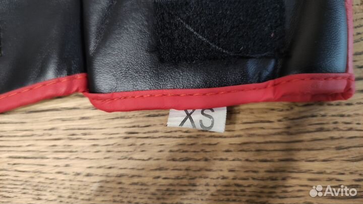 Перчатки для MMA