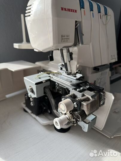 Оверлок family ML645d