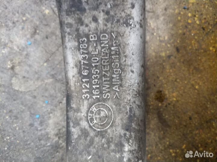 Кулак передний левый BMW X5 E70 31216773783